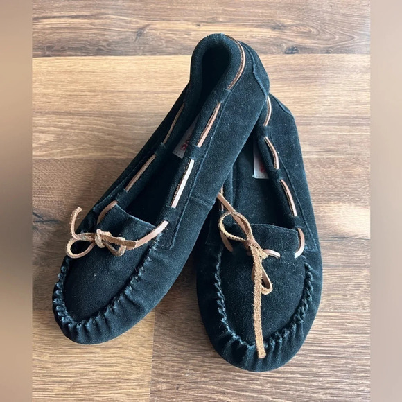 Softmoc Leather Moccasins - Picture 1 of 11
